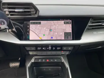 AUDI A3 Limousine advanced 30TFSI S-trc Virtual CAM L