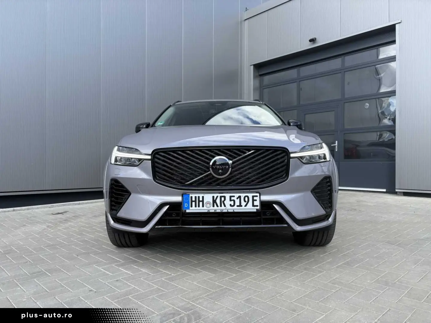 VOLVO XC 60 T8 Ultra Dark 22 Zoll   Luftf.   B&W