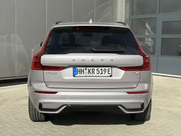 VOLVO XC 60 T8 Ultra Dark 22 Zoll   Luftf.   B&W