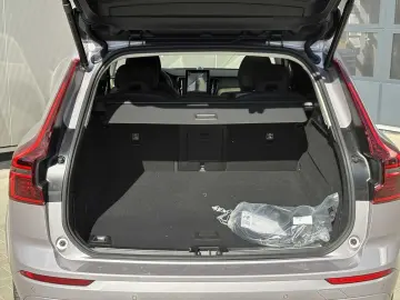 VOLVO XC 60 T8 Ultra Dark 22 Zoll   Luftf.   B&W