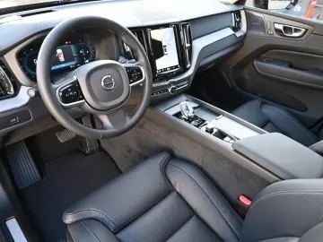 VOLVO XC60 B5 AWD Ultra Dark LUFT 360  ACC AHK