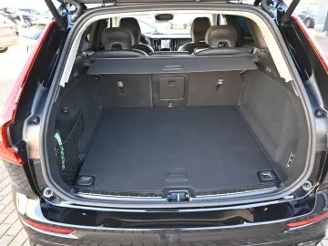 VOLVO XC60 B5 AWD Ultra Dark LUFT 360  ACC AHK