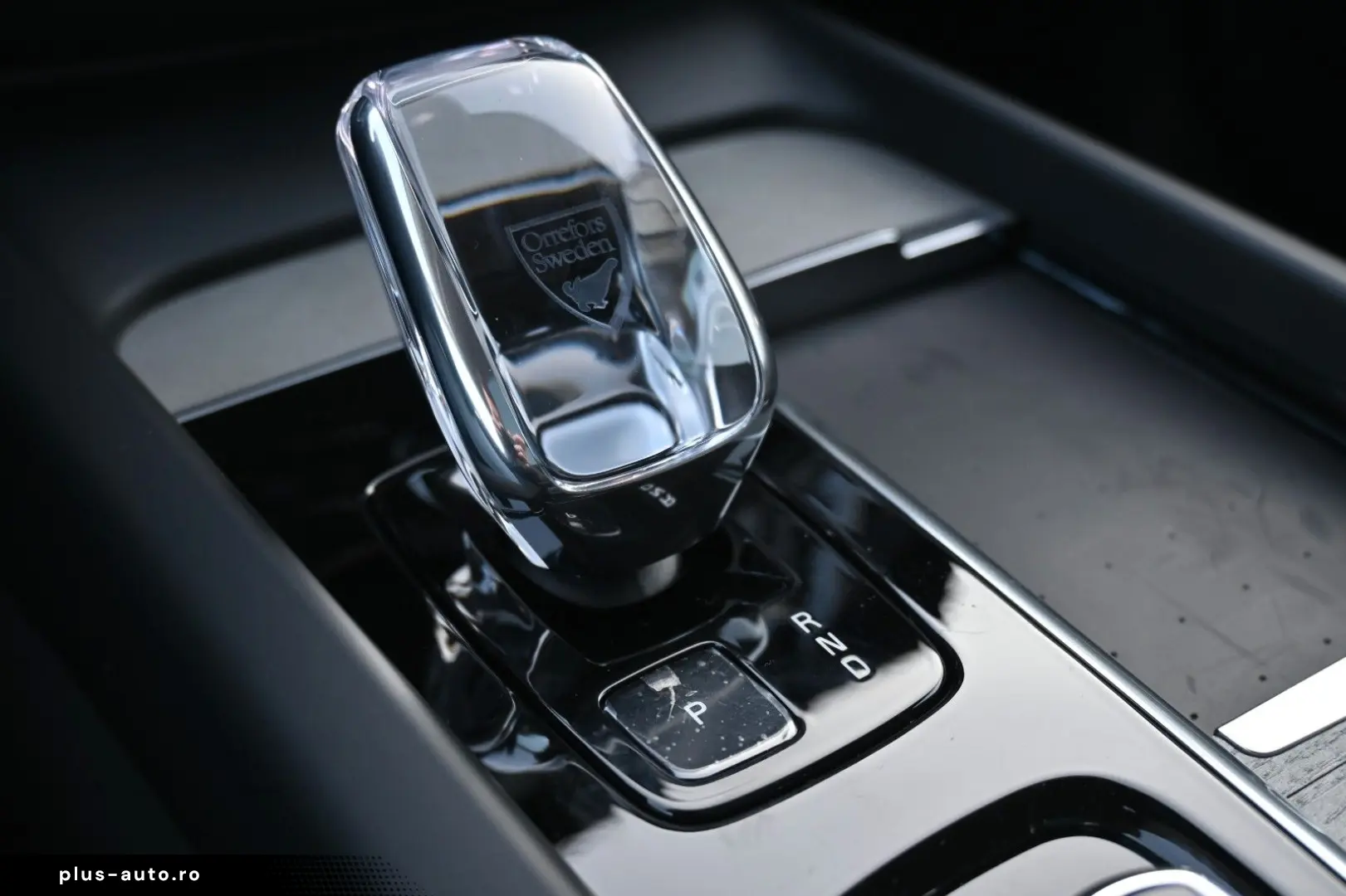 VOLVO XC60 B5 AWD Ultra Dark LUFT 360  ACC AHK