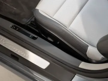 PORSCHE 992 Carrera Cabriolet BOSE Sportabgasanlage