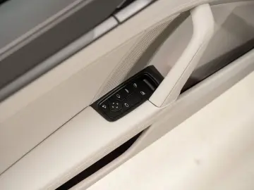 PORSCHE 992 Carrera Cabriolet BOSE Sportabgasanlage