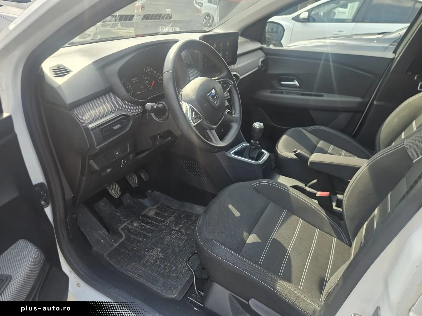 Logan Comfort oct 2022 1.0TCE 90Cp manual benz TVA ded