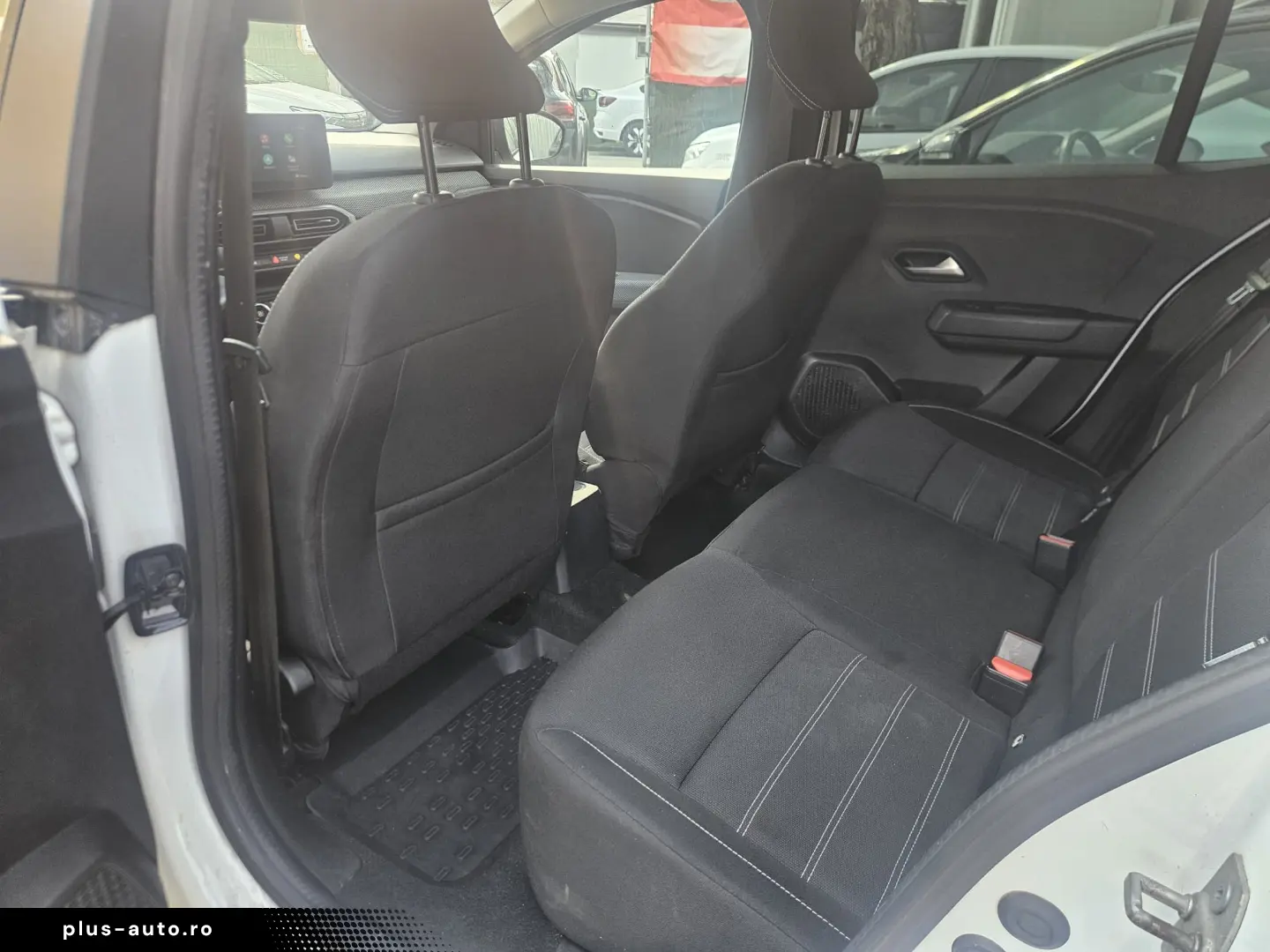 Logan Comfort oct 2022 1.0TCE 90Cp manual benz TVA ded