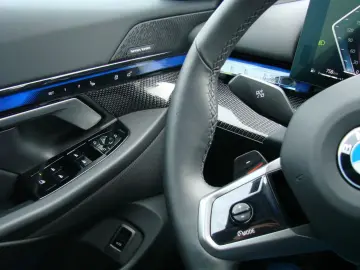 BMW 520 520d M Sport Pro Xdrive ACC 360º H&K ACC HUD