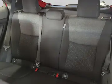 TOYOTA YARIS CROSS 1.5 Hybrid TEAM D