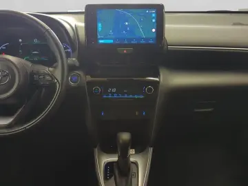 TOYOTA YARIS CROSS 1.5 Hybrid TEAM D