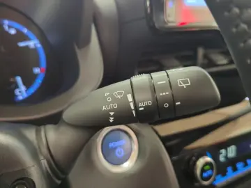 TOYOTA YARIS CROSS 1.5 Hybrid TEAM D