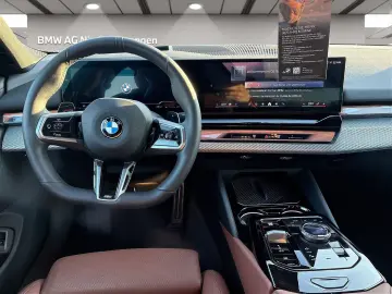 BMW 520d xDrive Limousine M Sport Navi Harman K LED