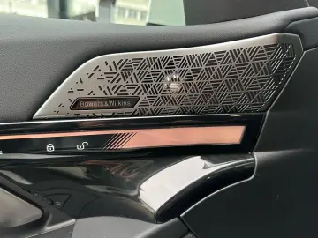 BMW 550e xDrive M Sport AdapLED DA Prof PA  B&W 21