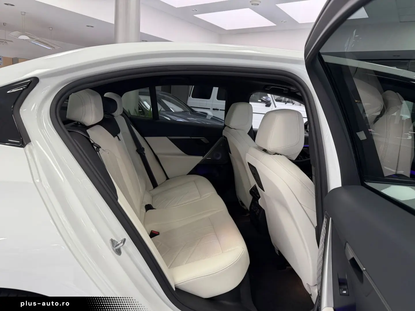 BMW 550 e xD M-Sport Pro PANO B&W ICONIC AHK 360