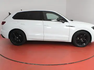 VW Touareg R-Line Black Style 3.0TDI 608 -ohne Anza