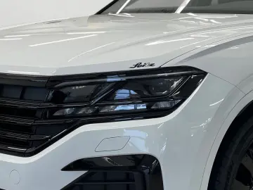 VW Touareg 3.0 TDI 4M R-Line  AHK MATRIX KAMERA NAV