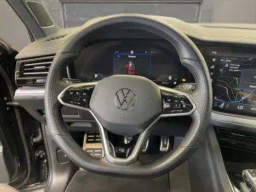 VW Touareg 3.0 V6 TDI 4Motion R-Line Pano R-Line LM