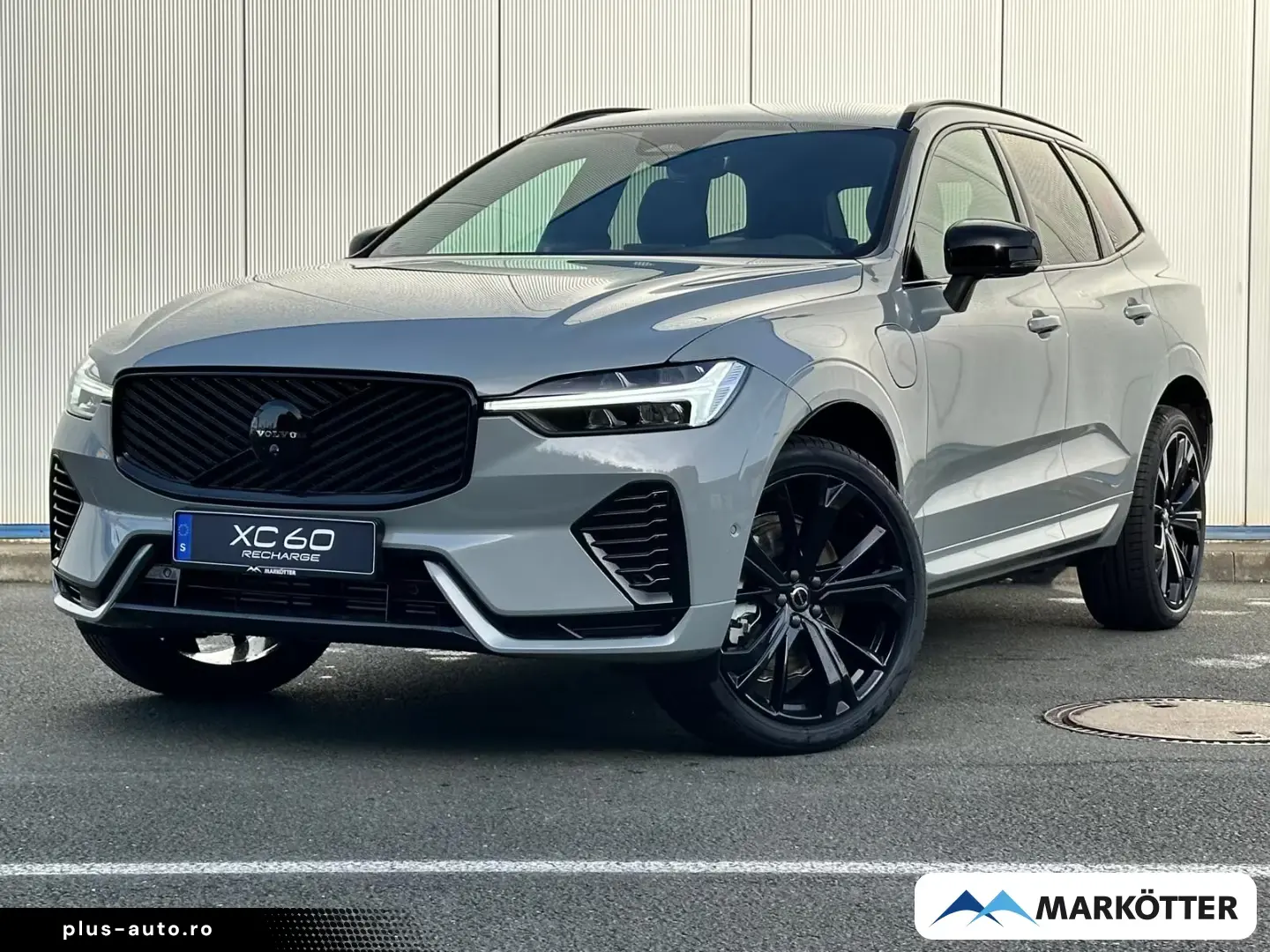 Volvo XC60 T8 AWD Plus Black Edition Plug-In Hybrid