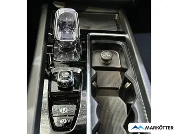 Volvo XC60 T8 AWD Plus Black Edition Plug-In Hybrid