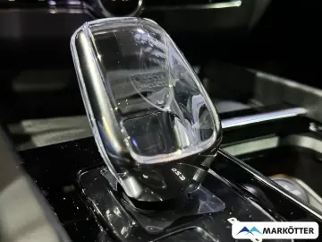 Volvo XC60 T8 AWD Plus Black Edition Plug-In Hybrid