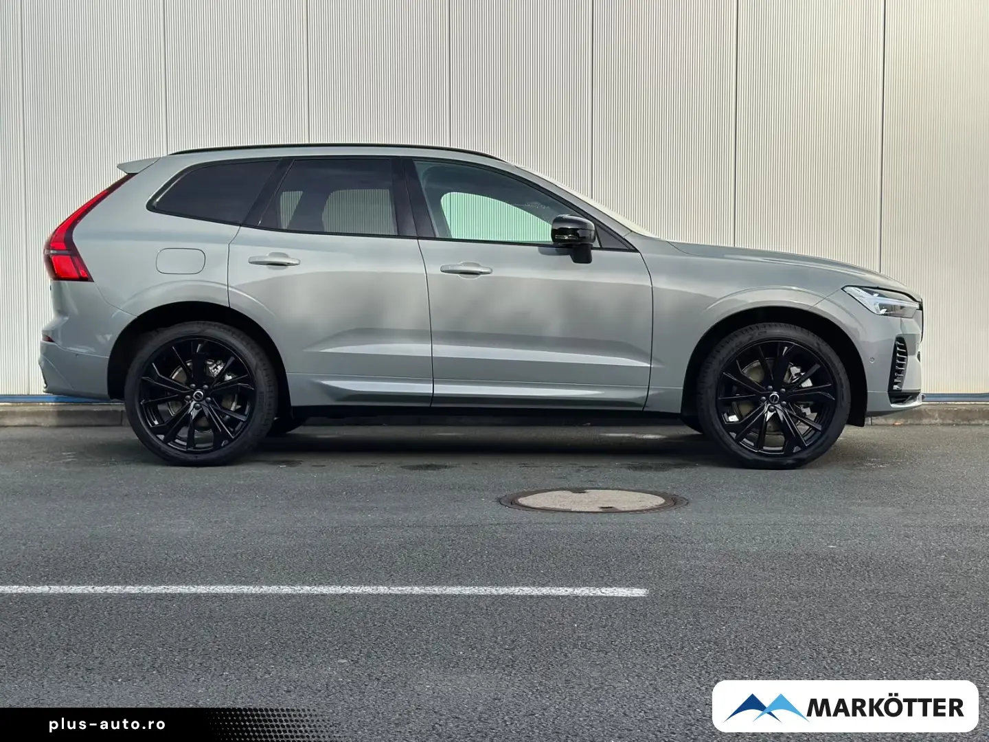 Volvo XC60 T8 AWD Plus Black Edition Plug-In Hybrid