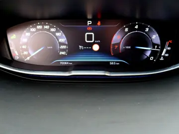 Peugeot 3008 PureTech 130 Stop & Start GPF EAT8 Allure