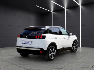 Peugeot 3008 PureTech 130 Stop & Start GPF EAT8 Allure