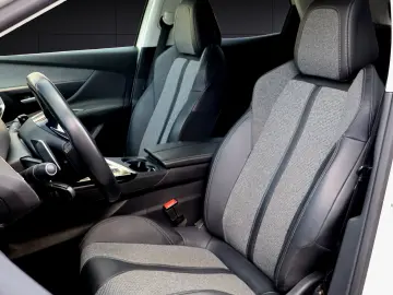 Peugeot 3008 PureTech 130 Stop & Start GPF EAT8 Allure