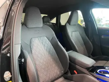 Audi A6 TDI Limousine S-line  TechPlus-P. Matrix ACC