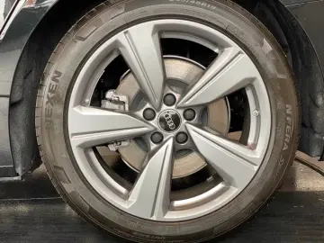 Audi A6 TDI Limousine S-line  TechPlus-P. Matrix ACC