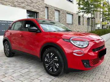 Fiat 600 e 115 kW Red