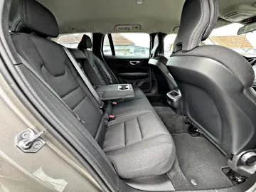 VOLVO V60 D3 Geartronic Momentum