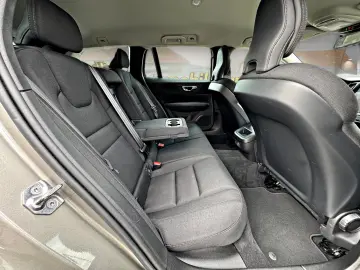 VOLVO V60 D3 Geartronic Momentum