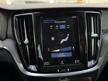 VOLVO V60 D3 Geartronic Momentum