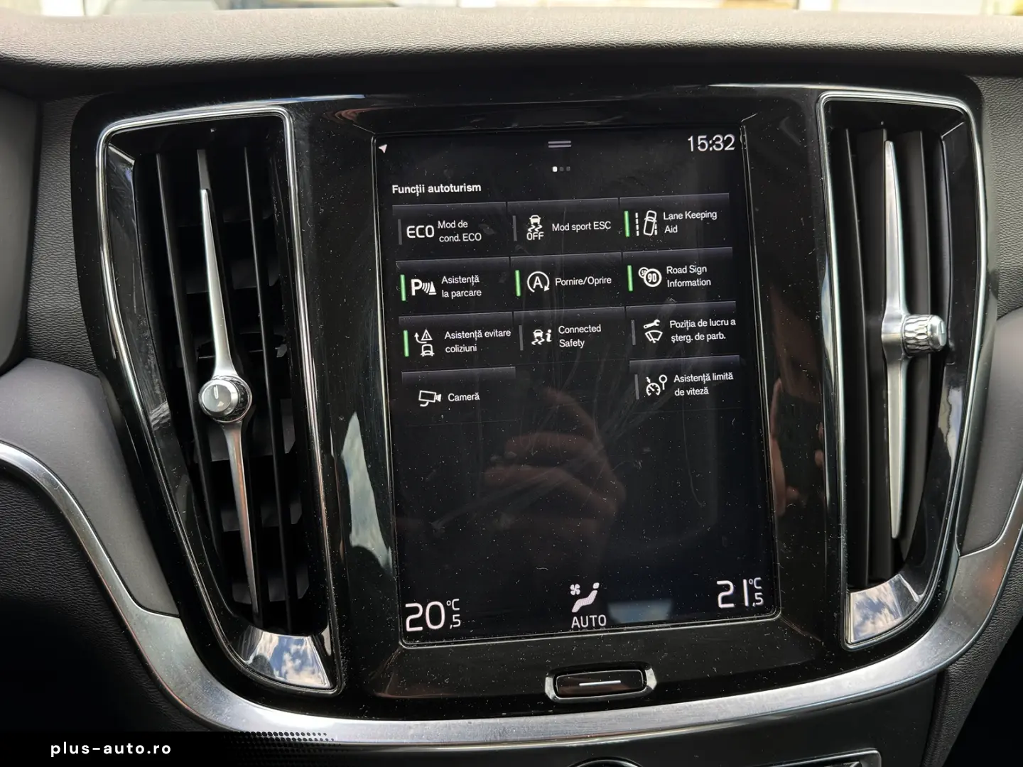 VOLVO V60 D3 Geartronic Momentum