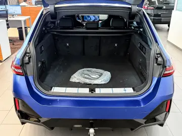 BMW i5 eDrive40 M Sport HUD PANO