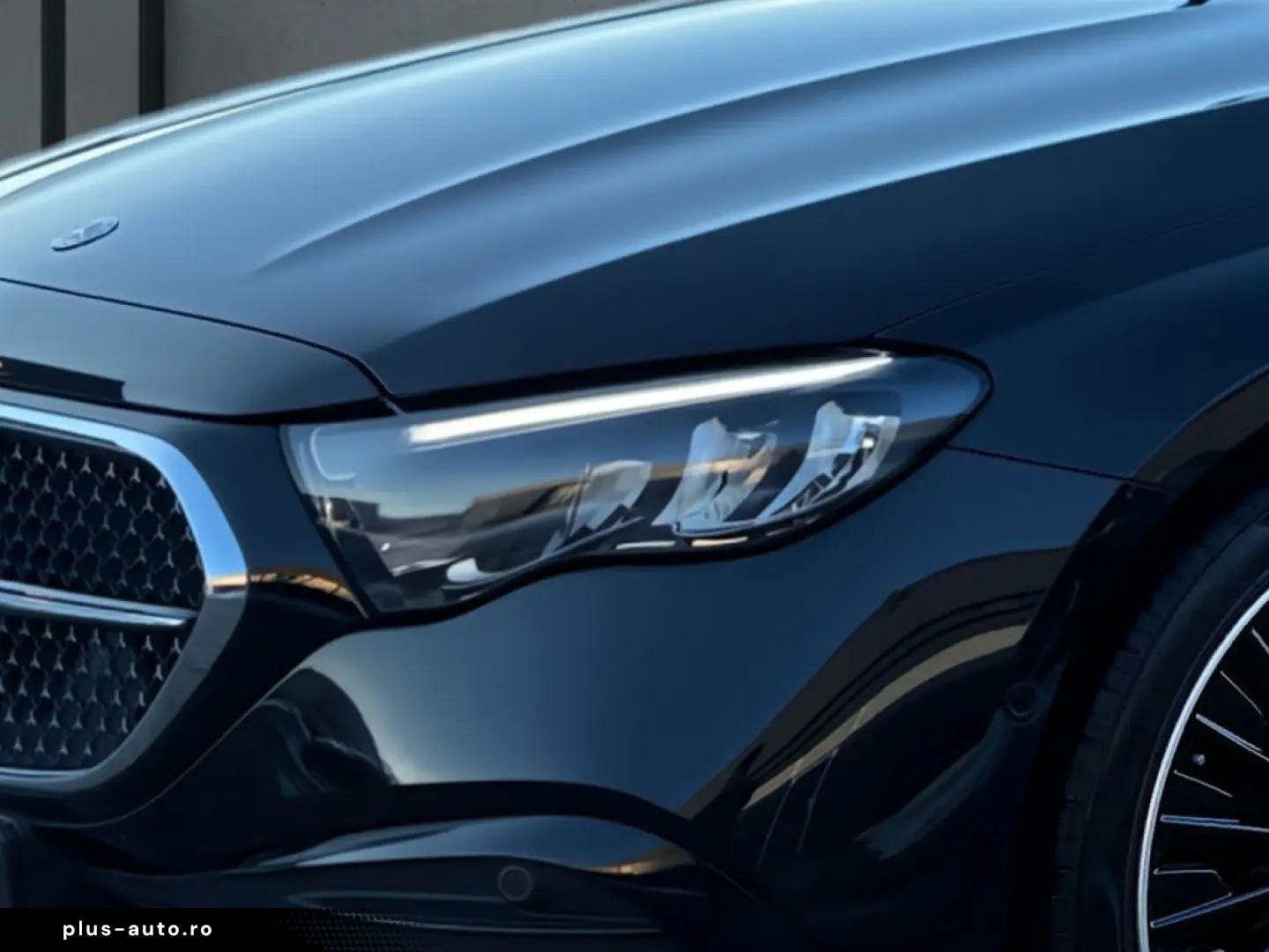 MERCEDES-BENZ E 220 d AMG Night Navi Amb CarPlay Kamera