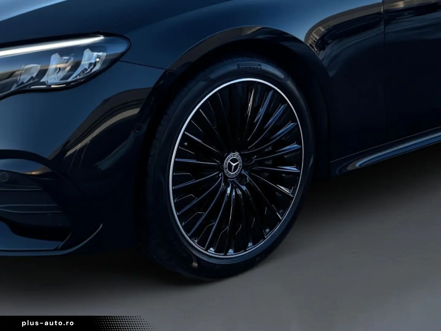 MERCEDES-BENZ E 220 d AMG Night Navi Amb CarPlay Kamera