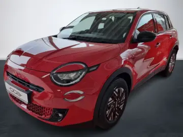 Fiat 600e Elektro 115kW 156PS