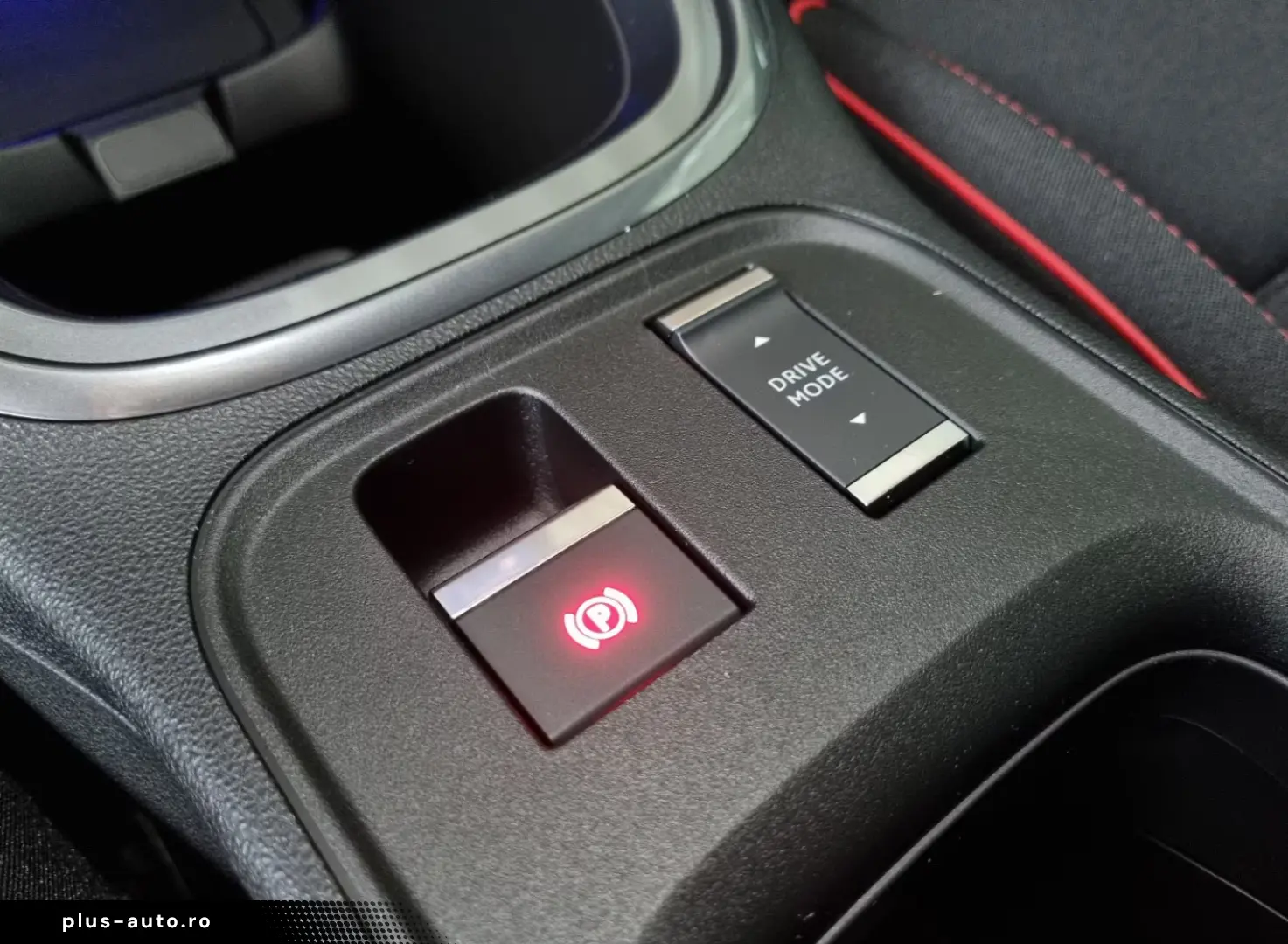 Fiat 600e Elektro 115kW 156PS