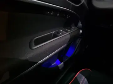 Fiat 600e Elektro 115kW 156PS