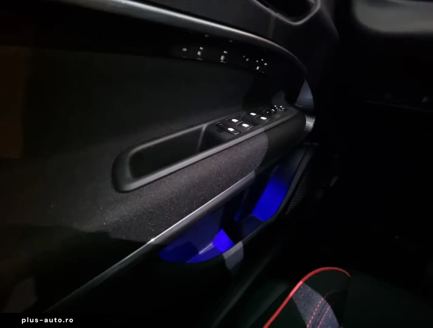 Fiat 600e Elektro 115kW 156PS