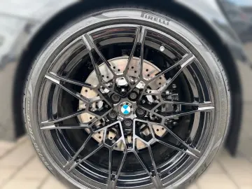 BMW M3 Comp. Lim. xDrive  M Driver's Package  carbon
