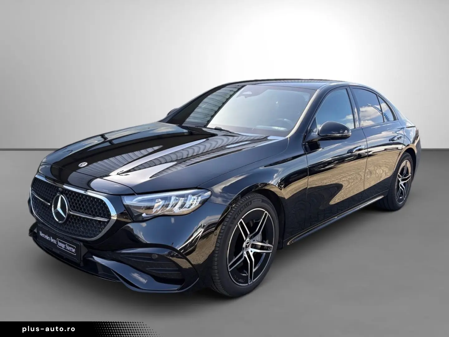 MERCEDES-BENZ E 200 AMG Night Leder braun Burmester 4D