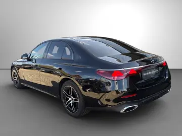 MERCEDES-BENZ E 200 AMG Night Leder braun Burmester 4D