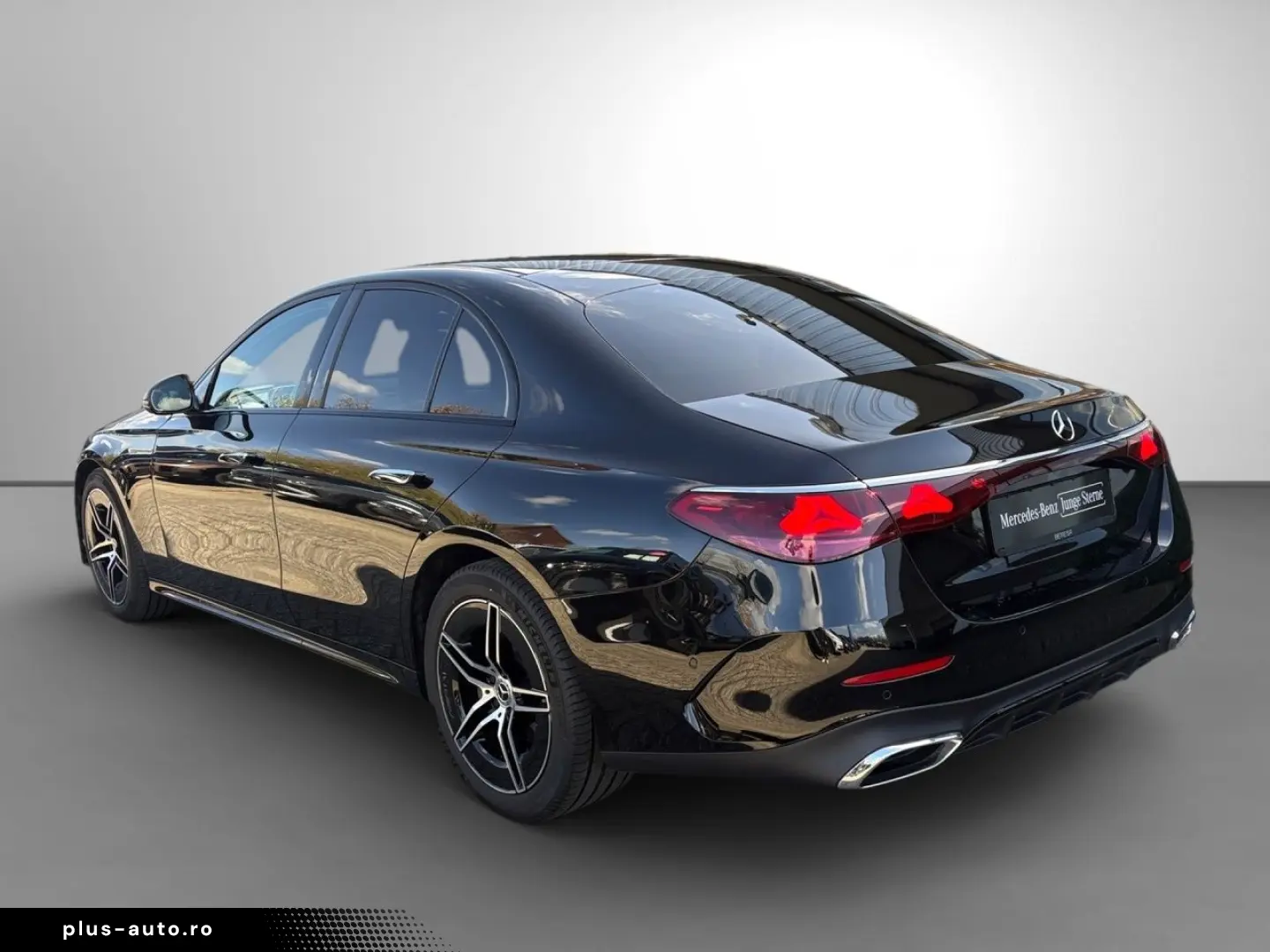 MERCEDES-BENZ E 200 AMG Night Leder braun Burmester 4D