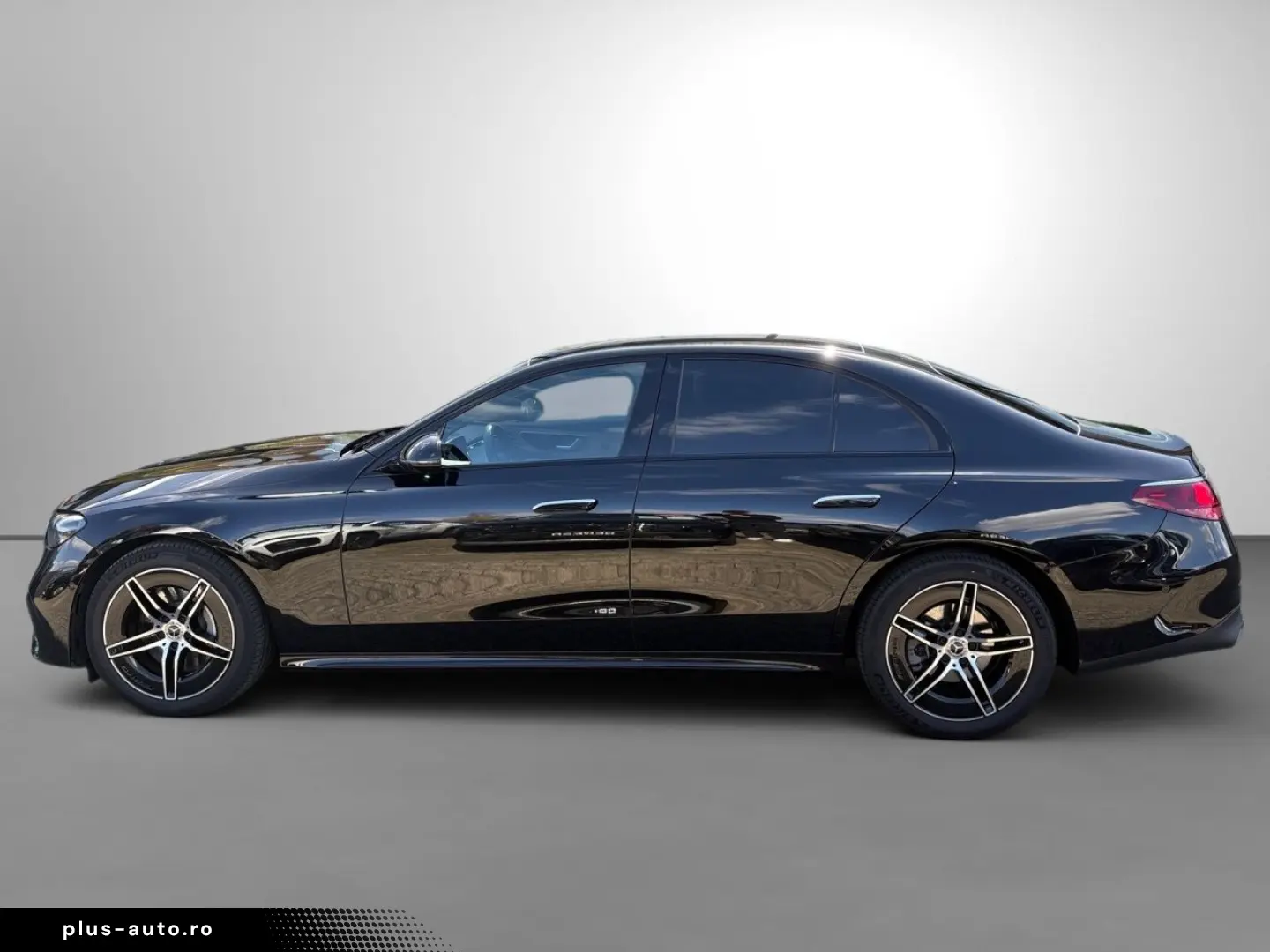 MERCEDES-BENZ E 200 AMG Night Leder braun Burmester 4D