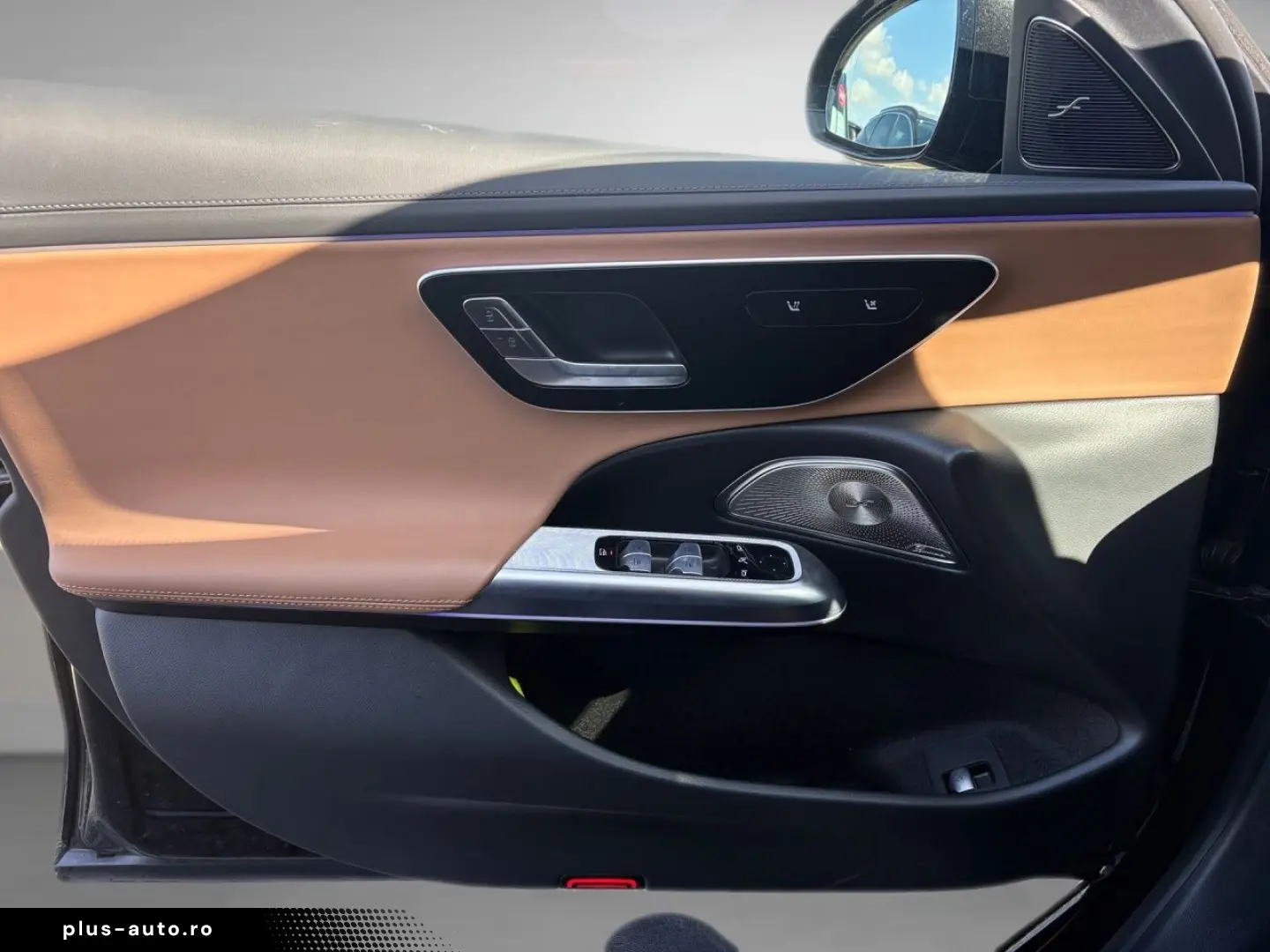 MERCEDES-BENZ E 200 AMG Night Leder braun Burmester 4D