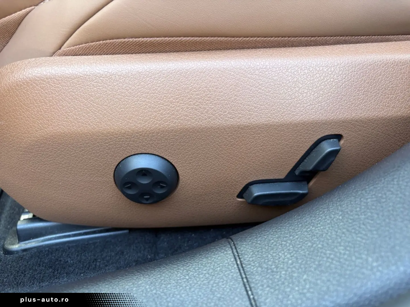 MERCEDES-BENZ E 200 AMG Night Leder braun Burmester 4D