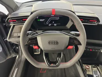 Audi RS 3 Sportback 2.5 TFSI quattro S tronic   NAVI